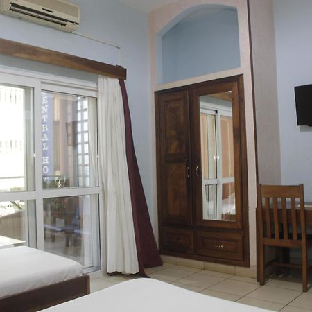 Central Hotel Antsiranana Exteriér fotografie