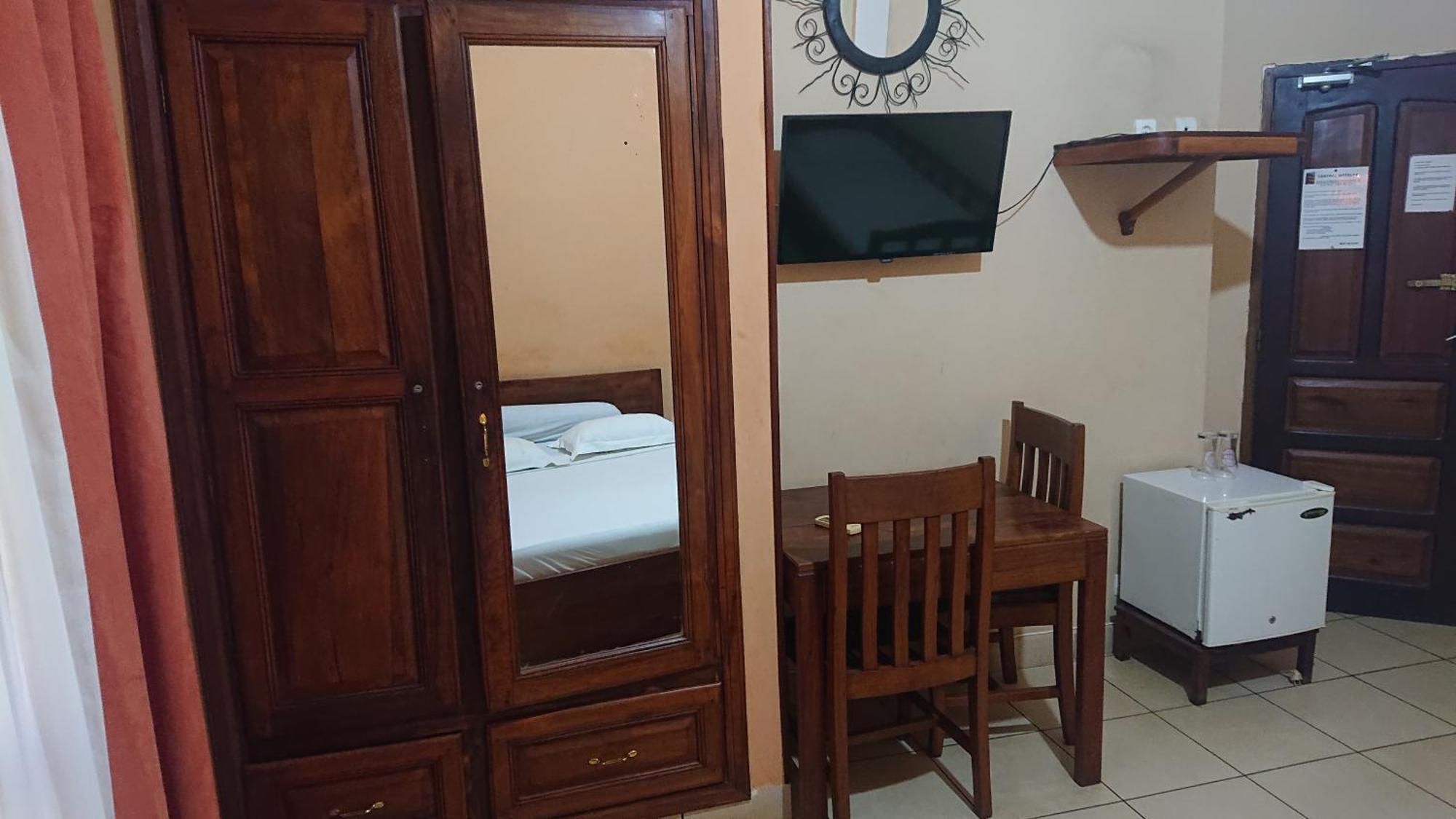 Central Hotel Antsiranana Pokoj fotografie
