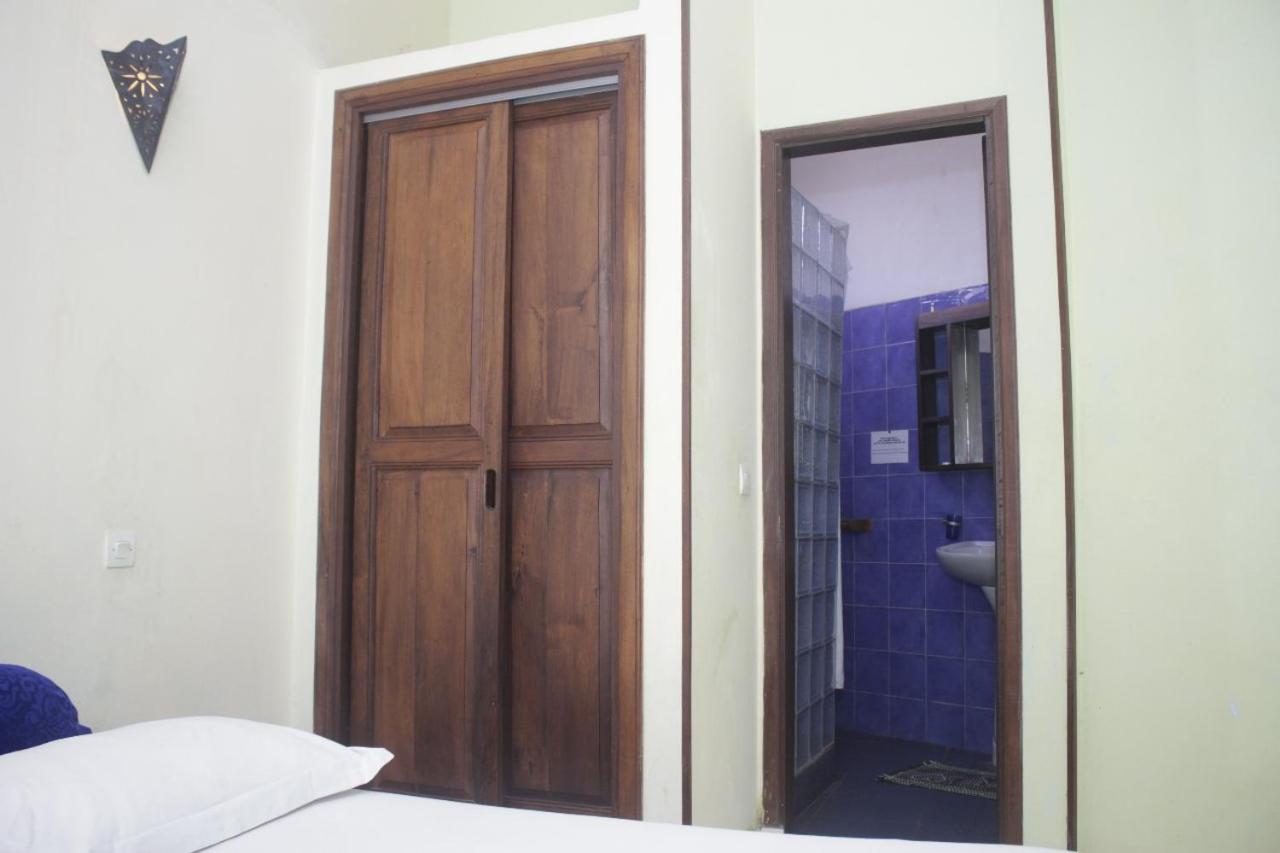 Central Hotel Antsiranana Pokoj fotografie